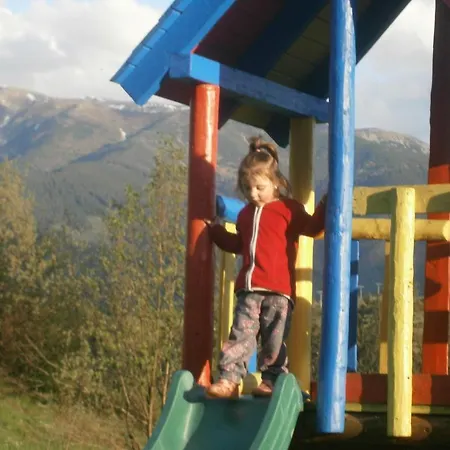 Dom Na Okraji Obce - Privat Siskovci Privat bolig